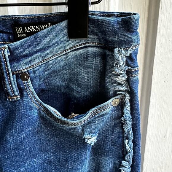 Blank NYC Distressed Frayed Edge Skinny Jeans - Picture 6 of 11